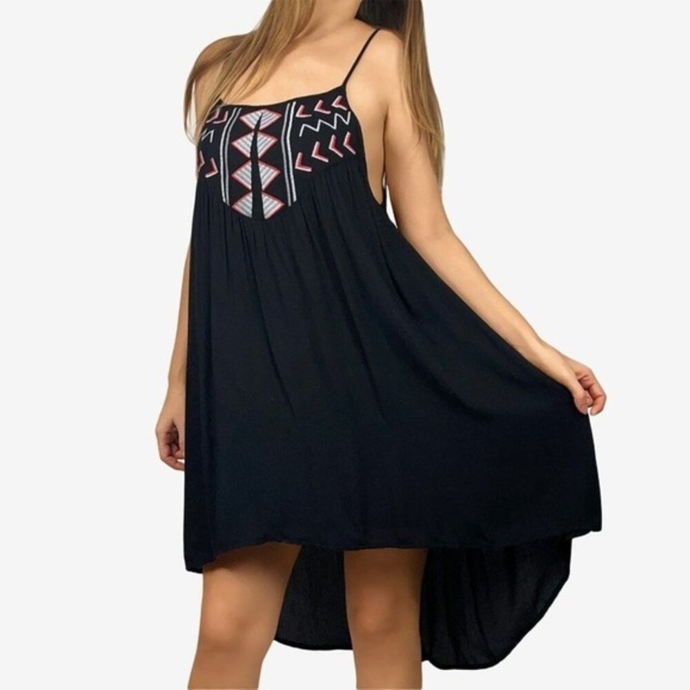 BB Dakota Kase Embroidered High-Low Dress Size XS Black Boho Flowy Festival